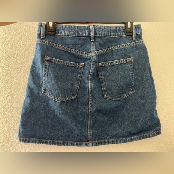 Blue denim skirt - Picture 2 of 2